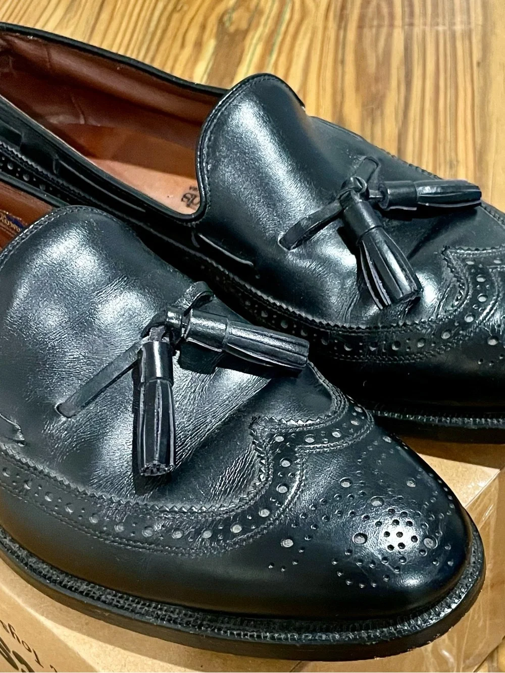Allen Edmonds Manchester Black Leather Wingtip Tassel Loafers Mens 8.5 C 8507⁠